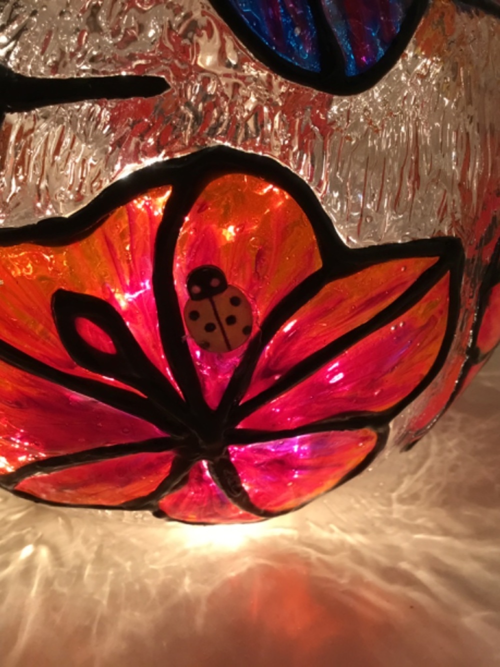 Hand Painted Hummingbird and Hibiscus Flower 13 inch lamp - Picture 9 of 9